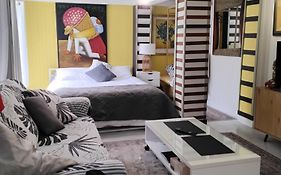 Studio 33